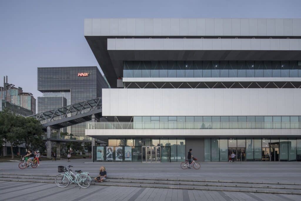 Shanghai Museum of Contemporary Art: A Hub for Modern Art